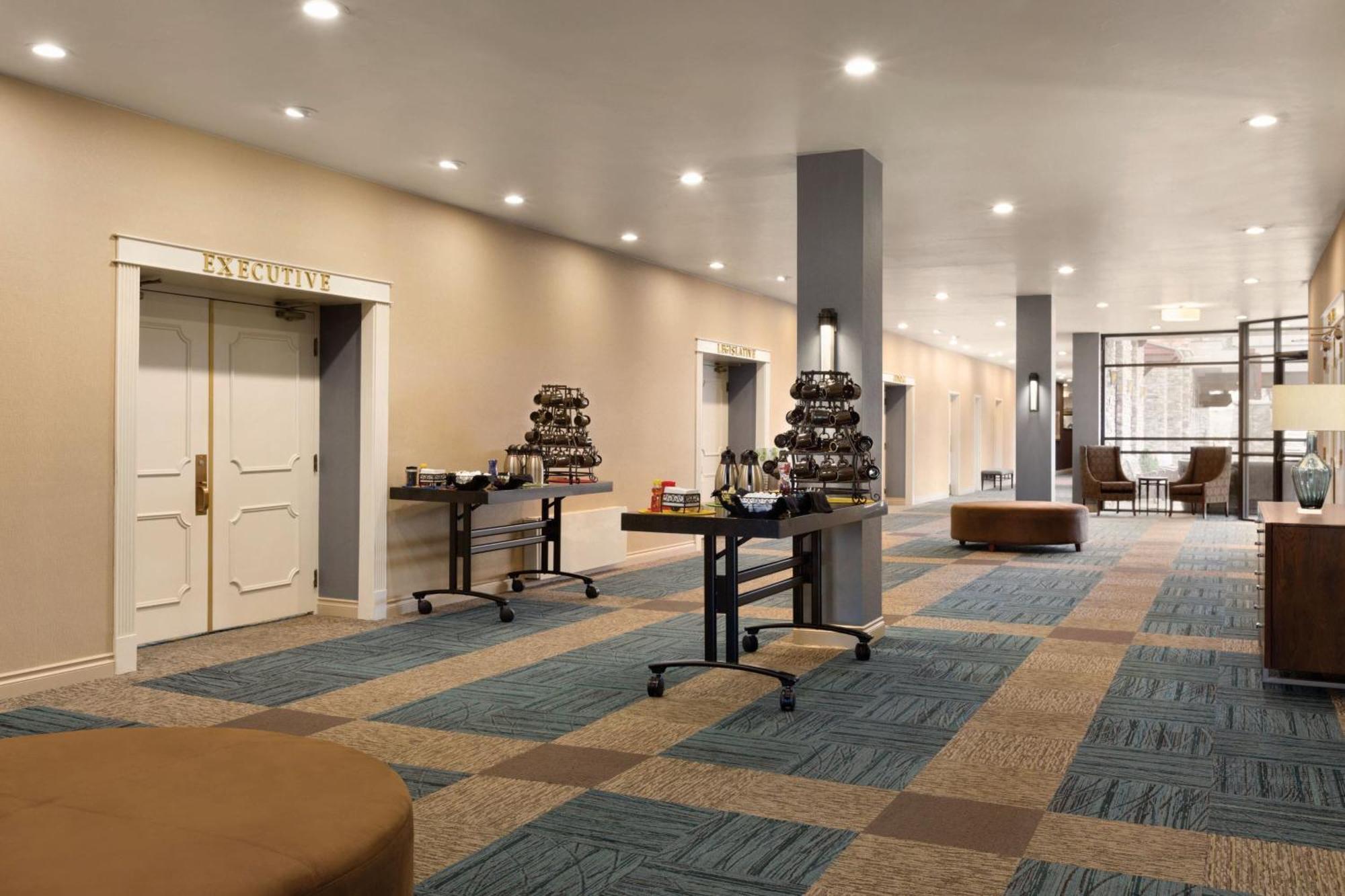 Delta Hotels By Marriott Helena Colonial Ngoại thất bức ảnh