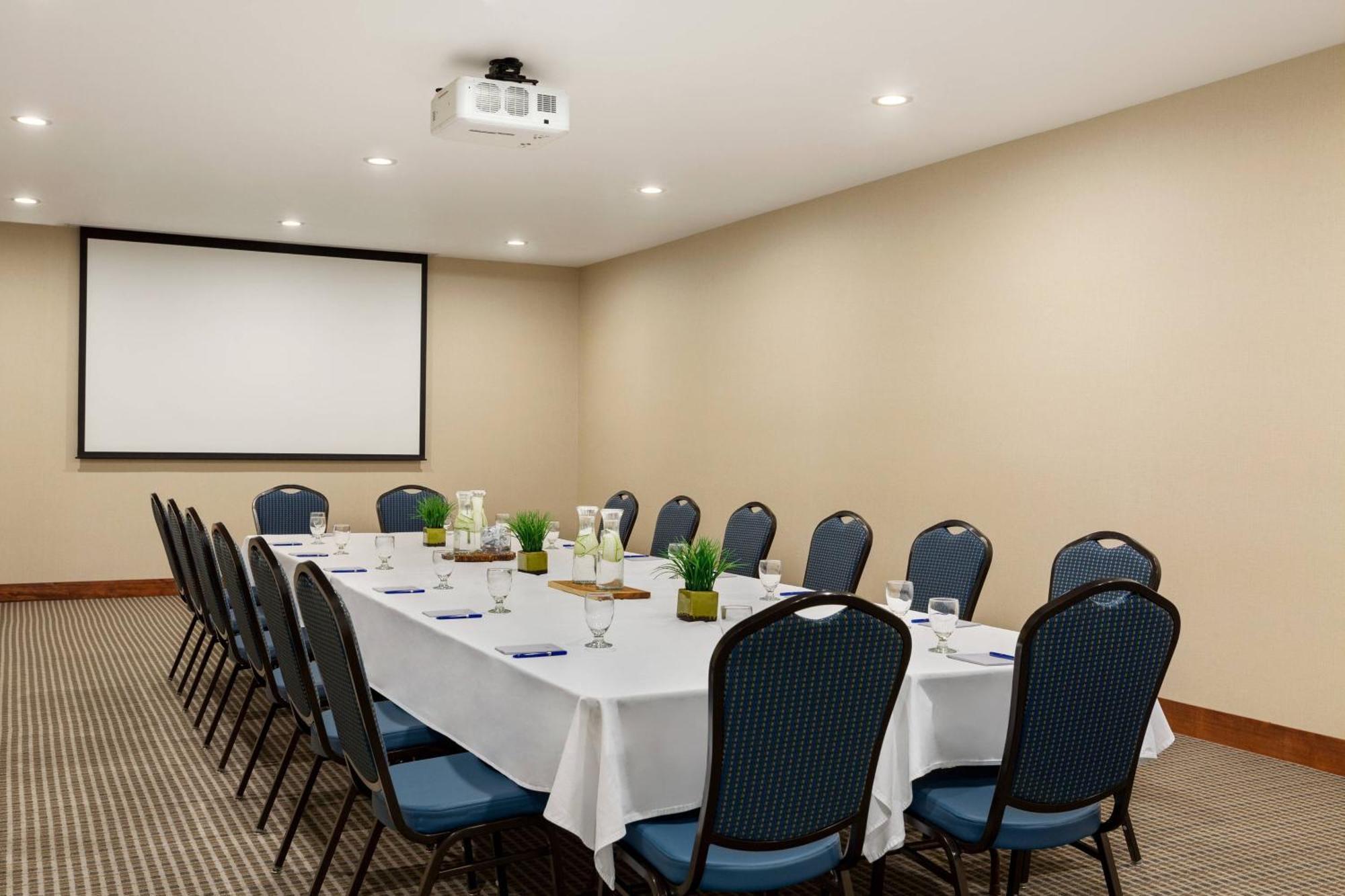 Delta Hotels By Marriott Helena Colonial Ngoại thất bức ảnh