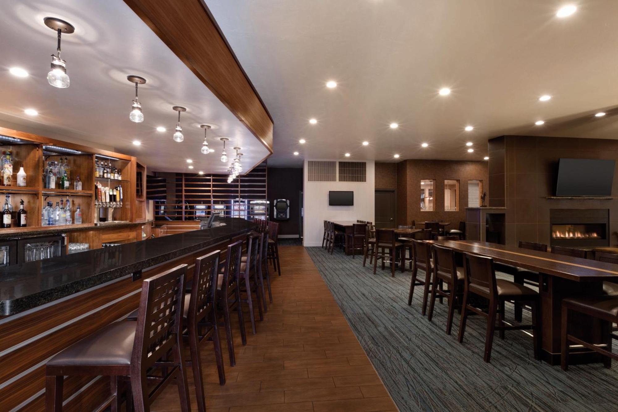 Delta Hotels By Marriott Helena Colonial Ngoại thất bức ảnh