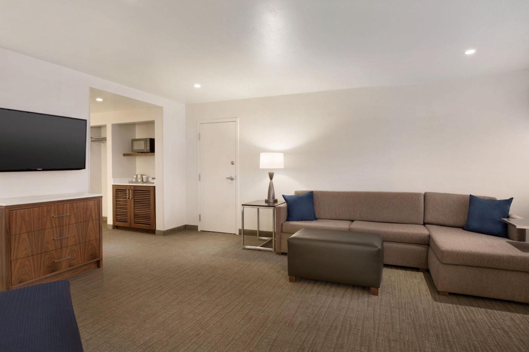 Delta Hotels By Marriott Helena Colonial Ngoại thất bức ảnh