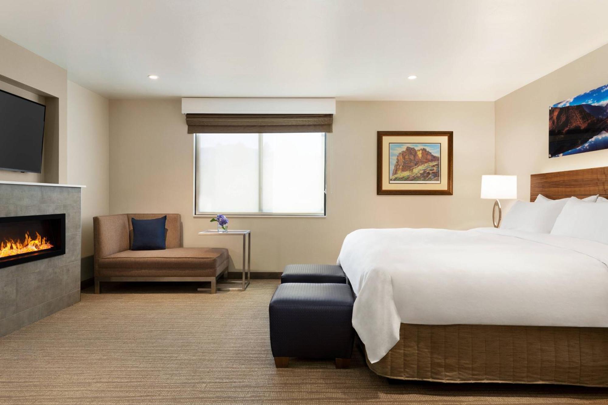 Delta Hotels By Marriott Helena Colonial Ngoại thất bức ảnh